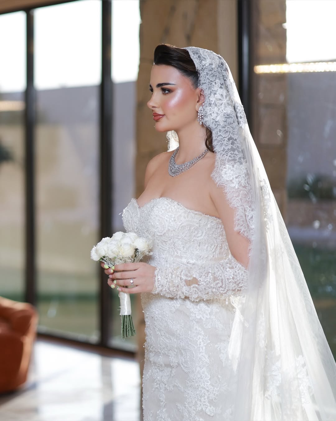 اطلالة عروس من الميك أب أرتست خديجة محمد