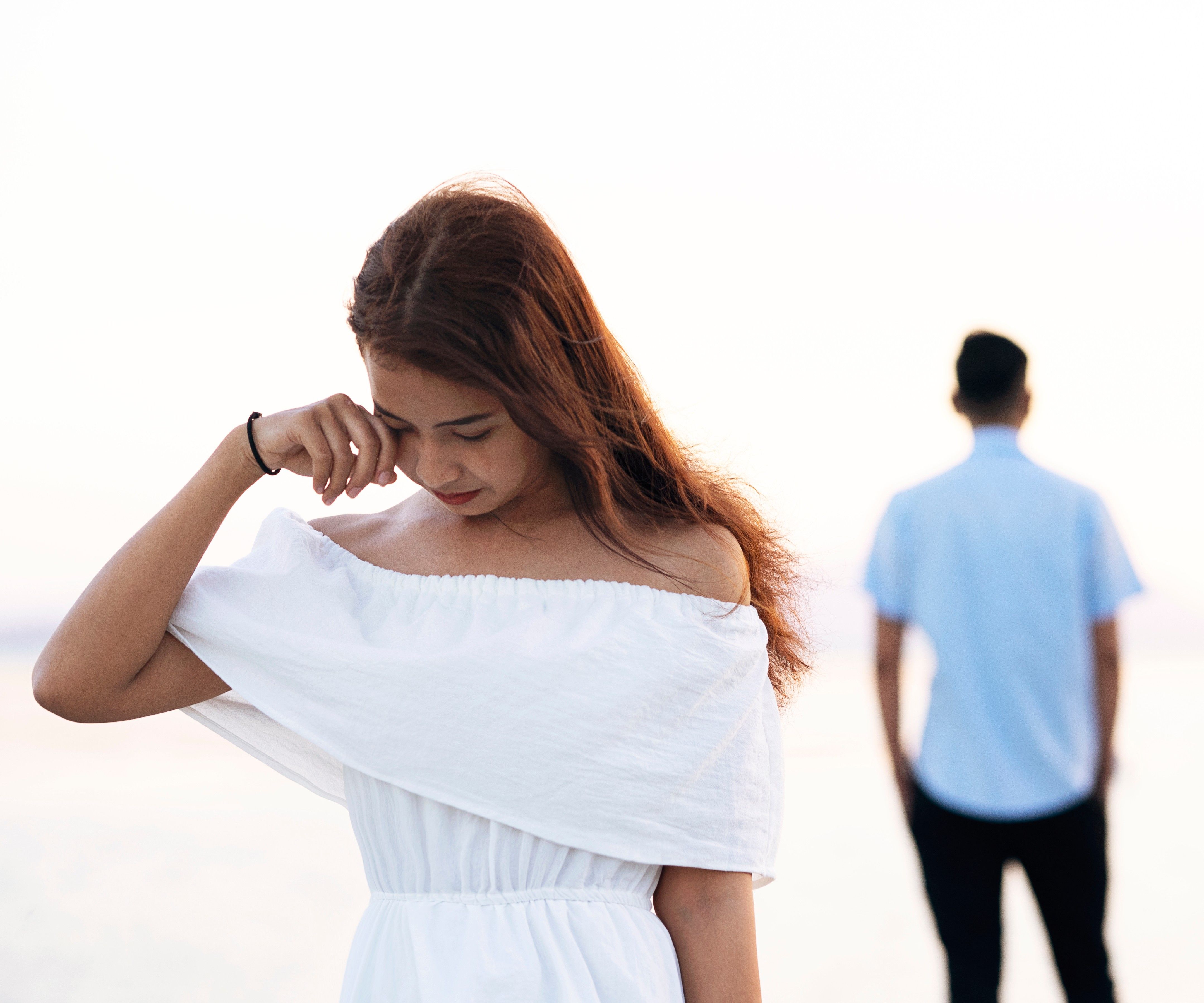 اعرفي كيف تتعافين من حب انتهى قبل أن يبدأ