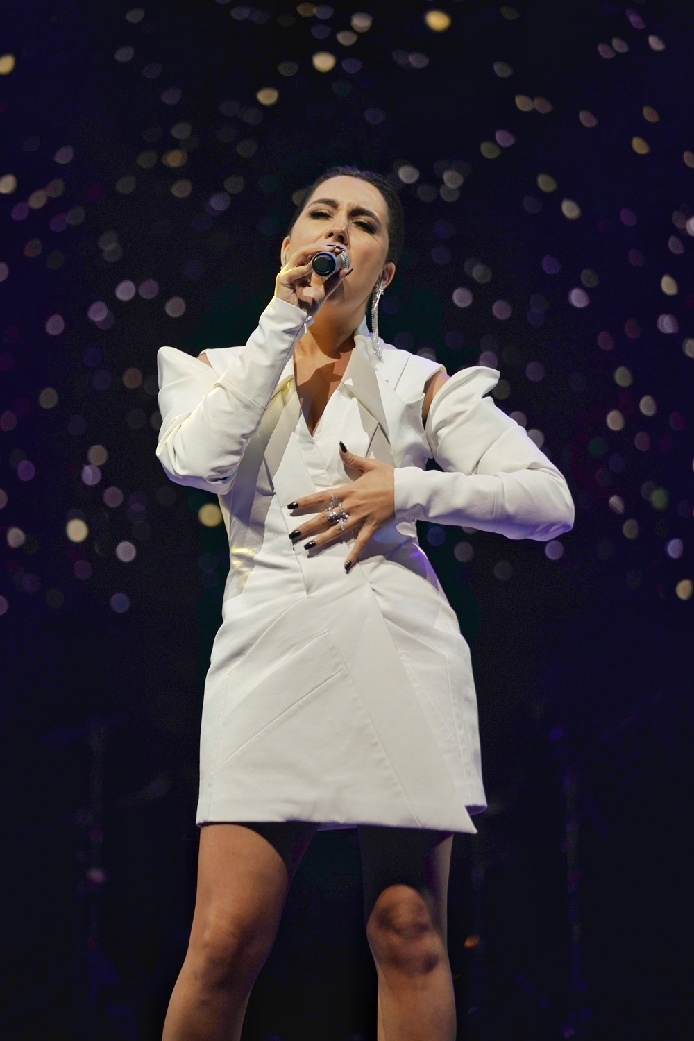 اغنية متى بتعود امتداد للمسار الذي اسير فيه