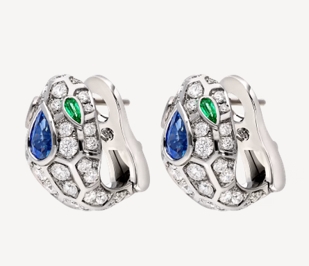 اقراط مرصعة بحجر الزفير من  Bvlgari