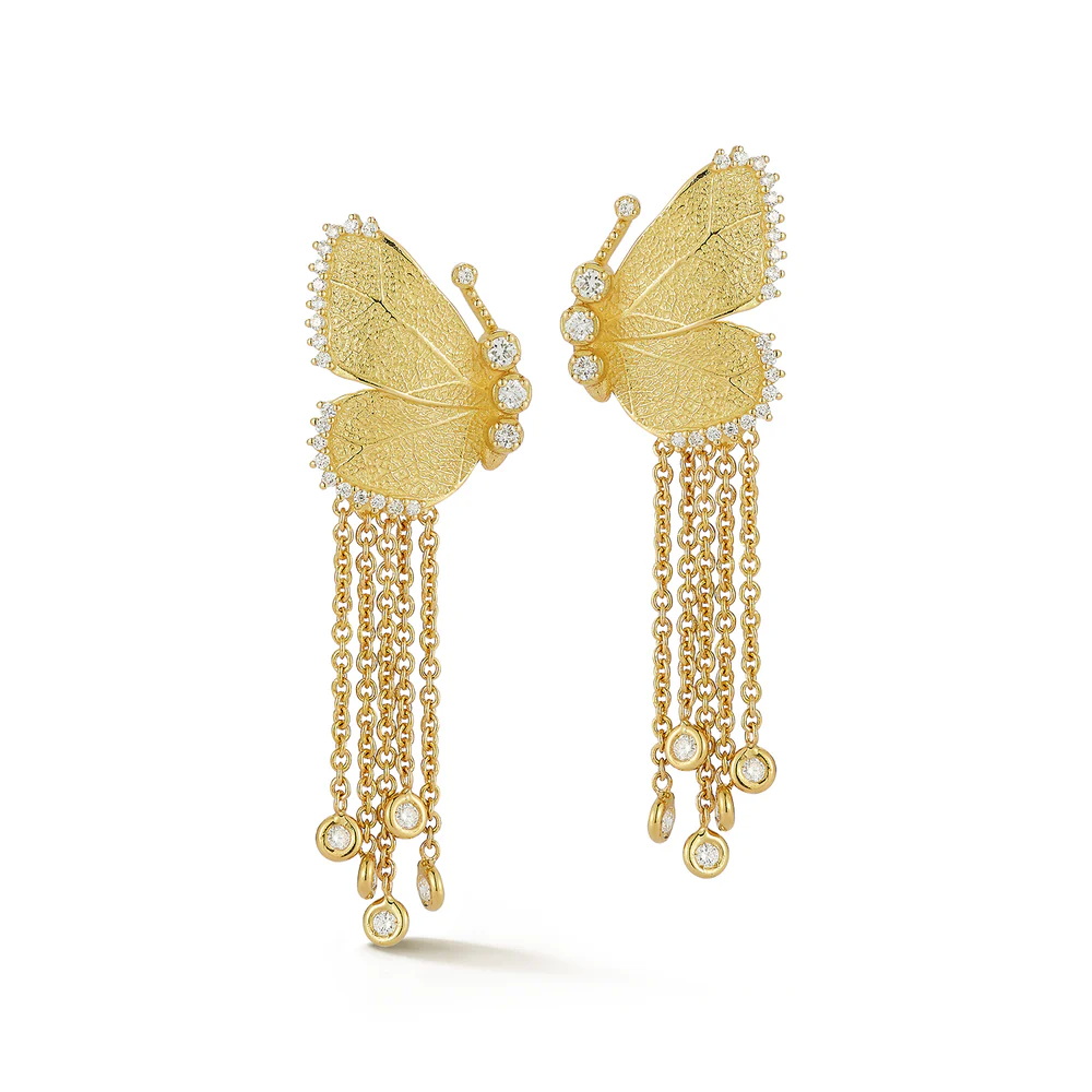 اقراط Medium Gold Butterfly Wing Diamond من Tanya Farah Jewelry