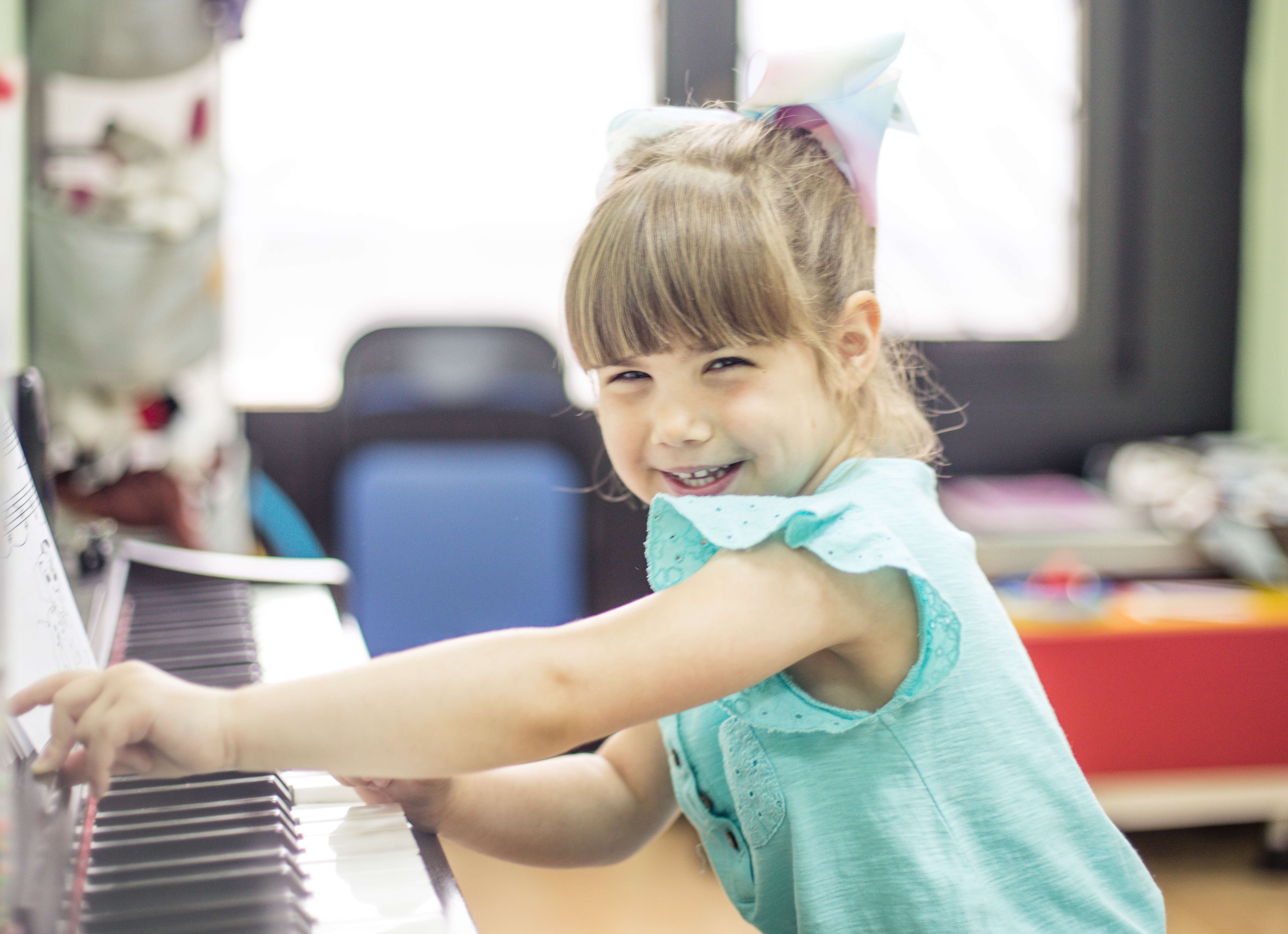 اكتشاف الاهتمامات والمهارات المبكرة لطفلك قبل المدرسة يساهم في معرفة  مواهبه وتنميتها