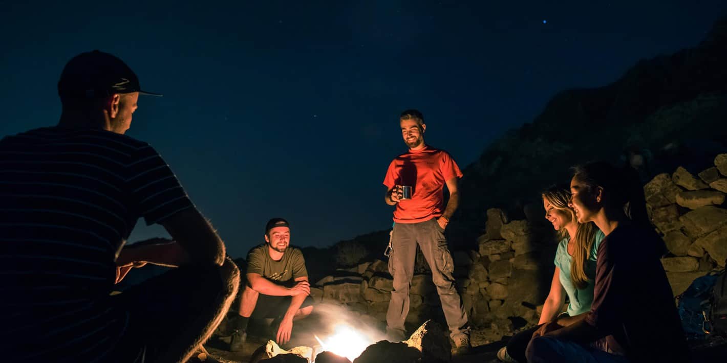 اكتشف الكثبان الرملية في صحراء لهباب