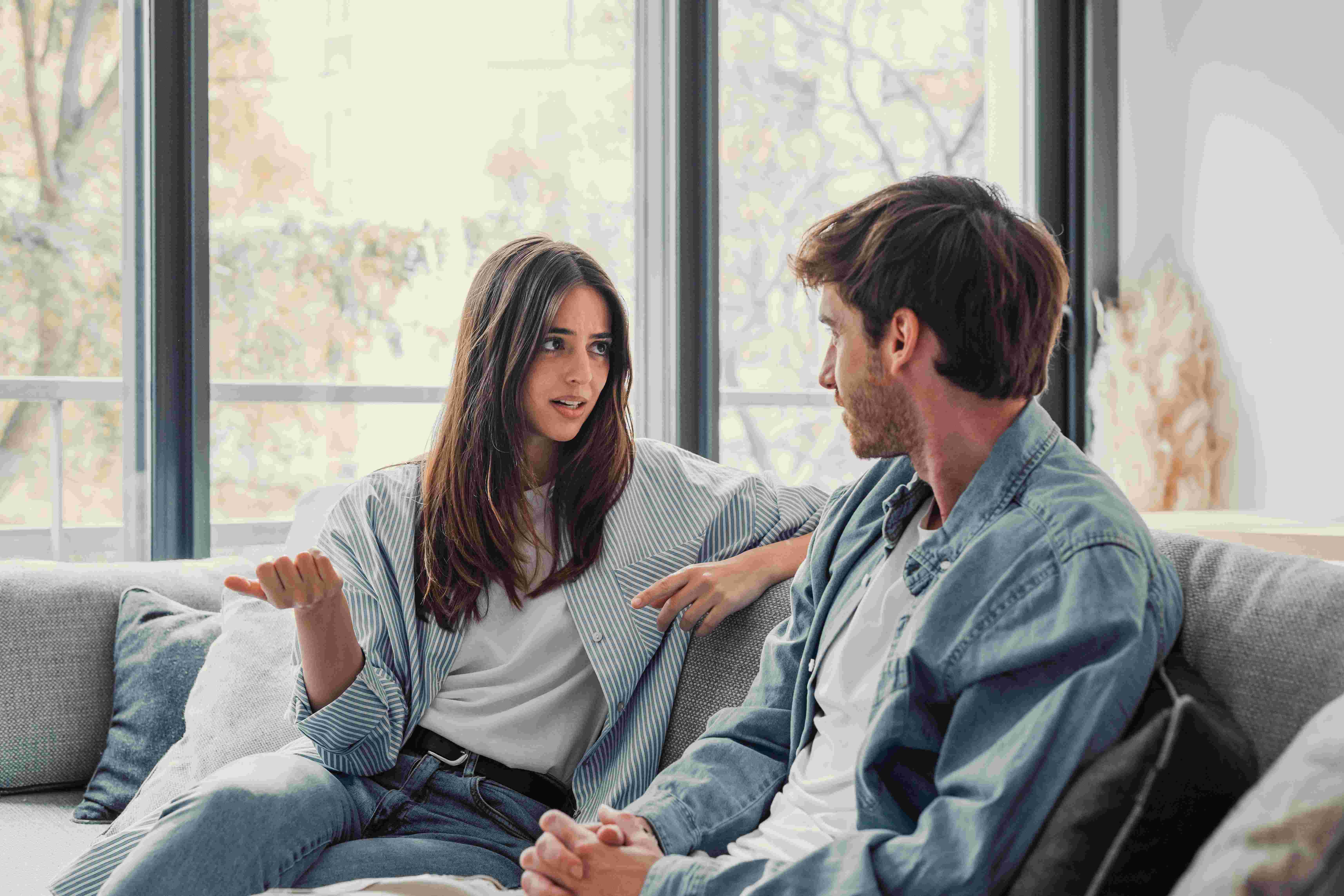 الأحاديث الزوجية الناجحة جزء مهم في العلاقة الزوجية