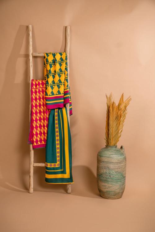 الألوان والأنماط الهندسية تلعب دورًا بصريًا لافتًا في MANF