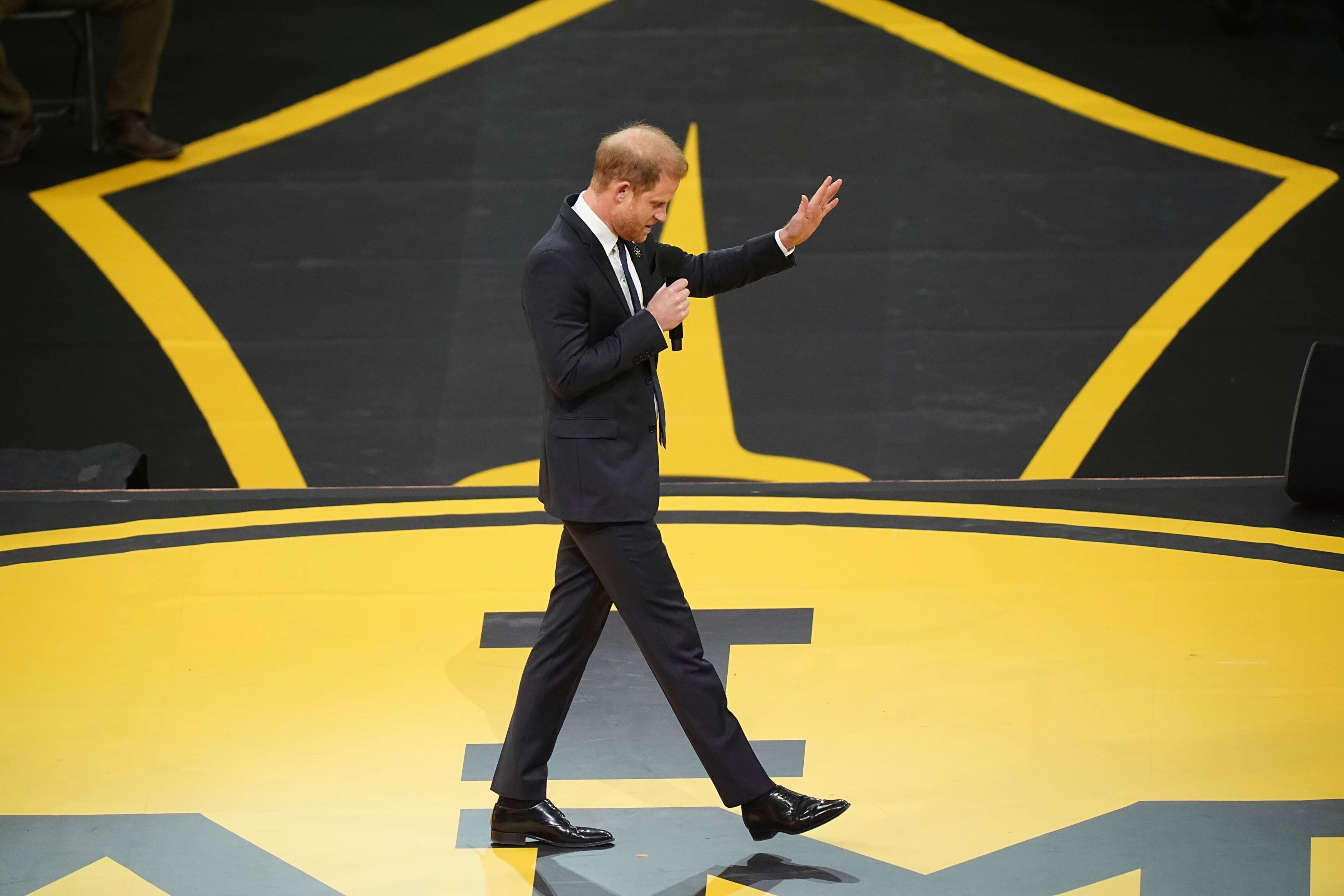 الأمير هاري جولات ترويجية مكثفة استعداداً للنسخة القادمة من ألعاب إنفيكتوس