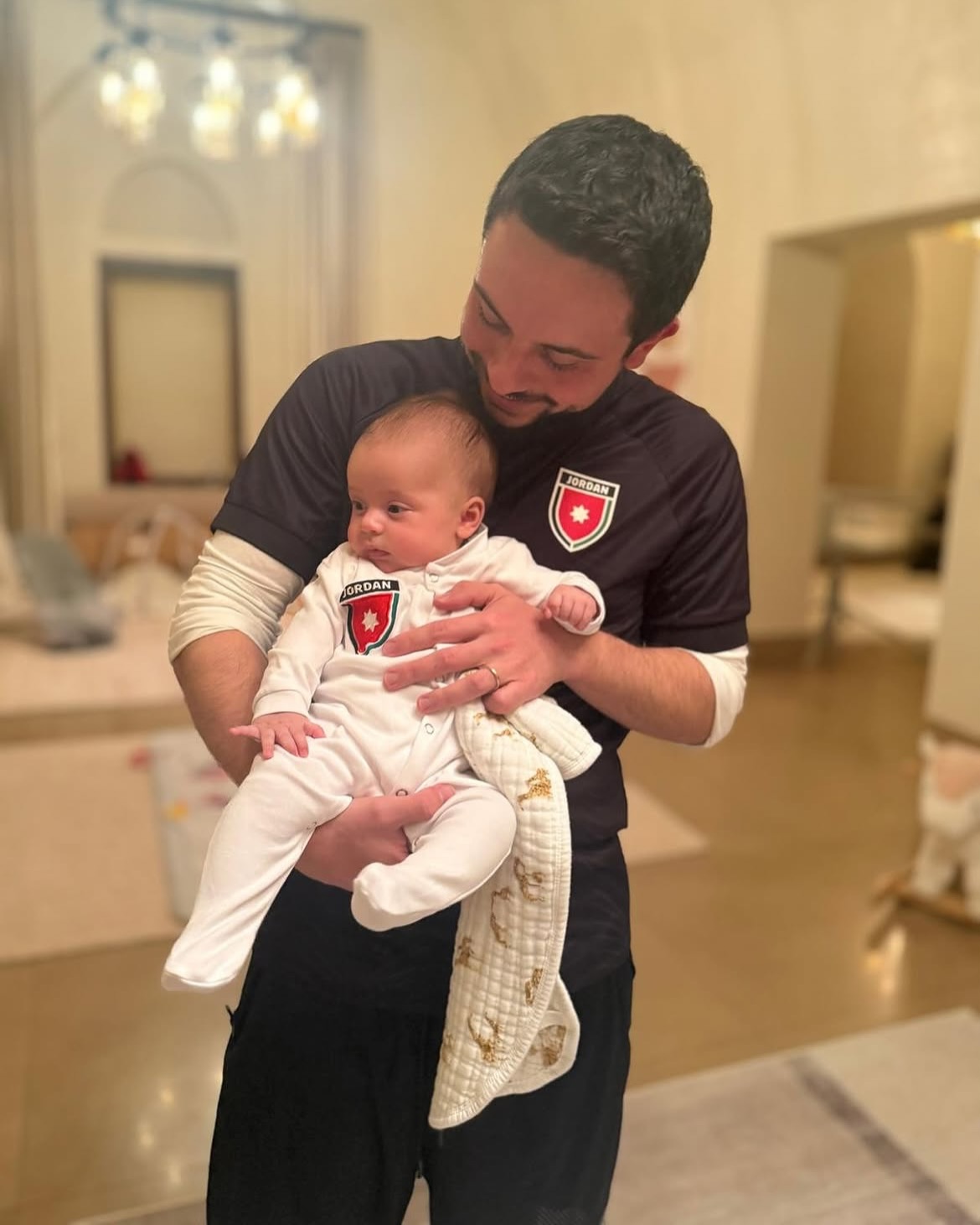 الأميرة إيمان بزي المنتخب الأردني