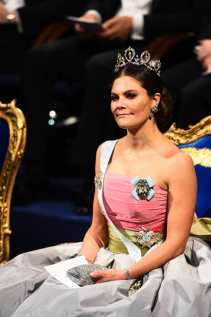 الأميرة فيكتوريا ولية عهد السويد ترتدي تاج  The Connaught Diamond Tiara 