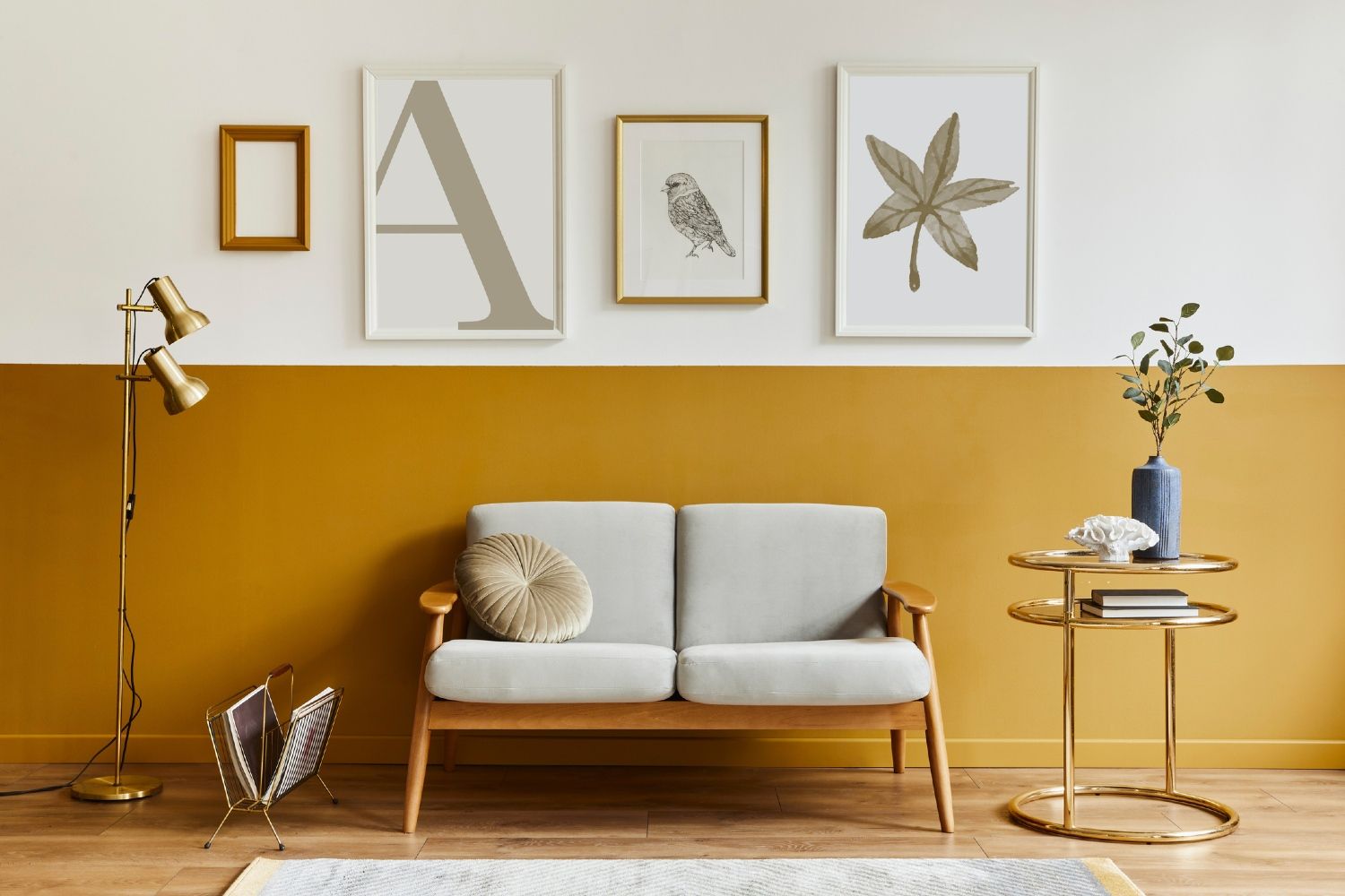 الأوكر البرونزي هو لون ترابي دافئ يجمع بين الذهبي والنحاسي