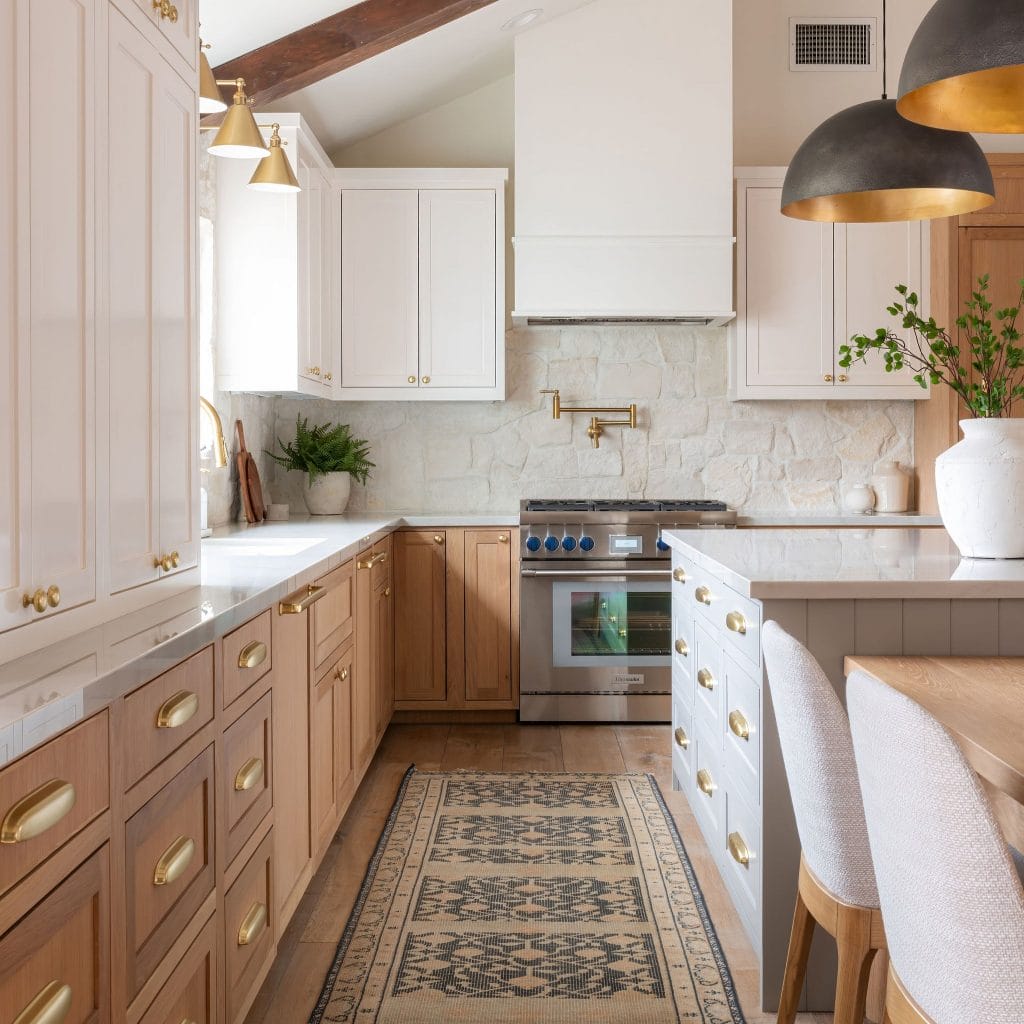 الإضاءة الذكية والتحكم في المناخ