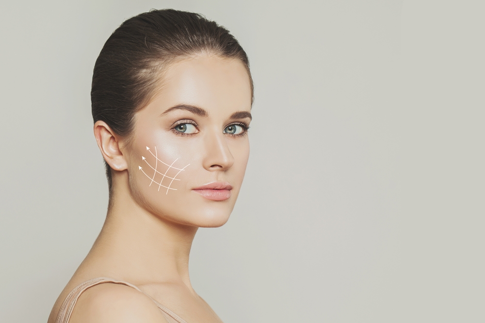 الإندوليفت تقنية قليلة التوغل ما يتيح شداً أعمق وفورياً للبشرة مع إمكانية إذابة الدهون الموضعية