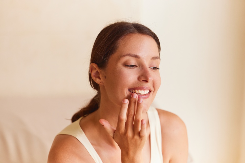 الاعتماد على الزيت فقط دون حماية من الشمس من الأخطاء الشائعة