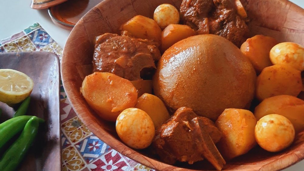 البازين طبق رئيسي على موائد الإفطار الليبية