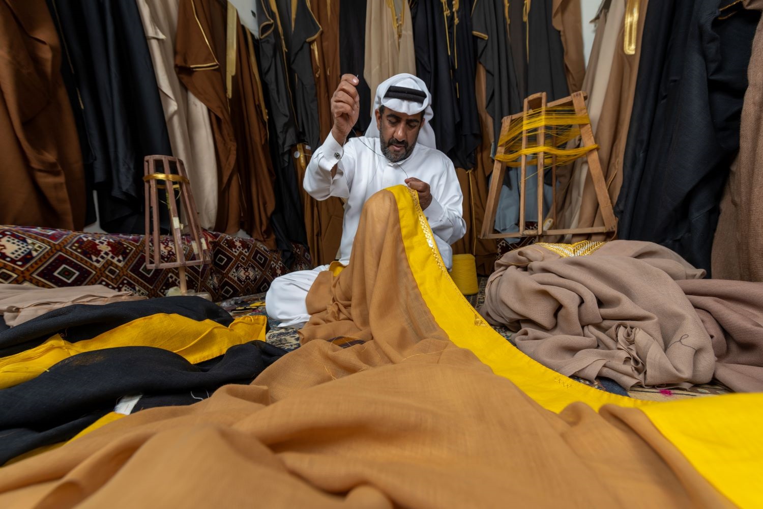 البشت (العباءة الرجالية) في قائمة اليونسكو للتراث الثقافي غير المادي