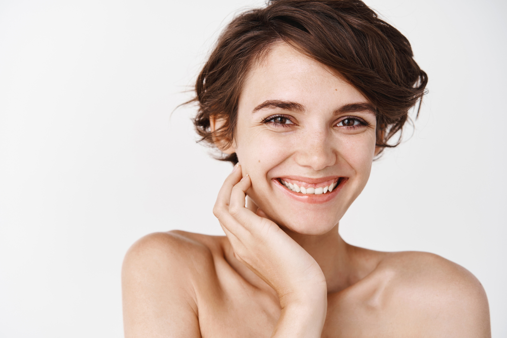 البشرة الجافة الأكثر تأثراً إذ تعتمد على الترطيب الخارجي