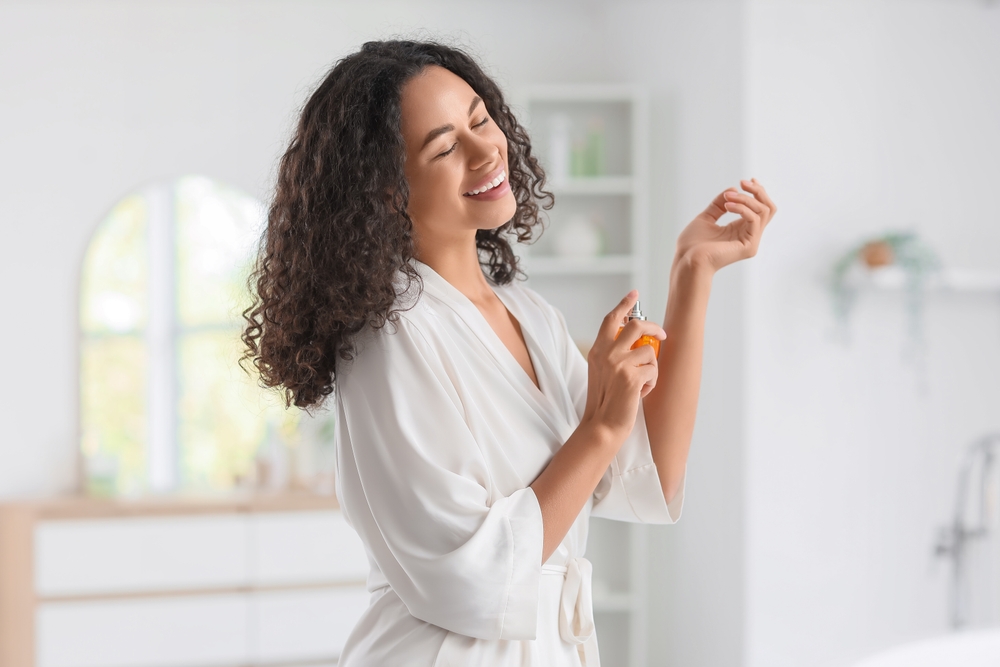 البشرة النظيفة والمرطّبة هي الأساس لثبات العطر