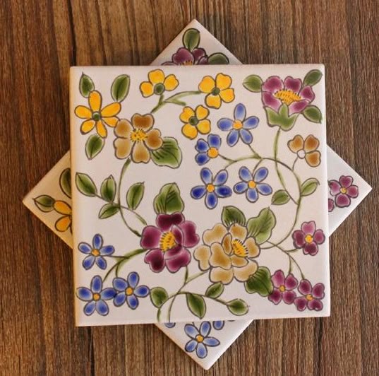 البلاط المزخرف يدويًا برسومات الورود والأزهار من أبرز الصيحات في 2026