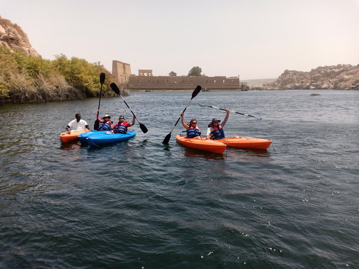 التجديف بقوارب الكاياك والتجديف