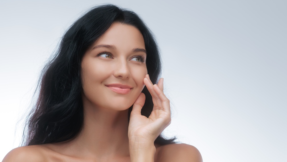 الترطيب المكثف قبل العيد يساعد في تقليل واضح للخطوط الدقيقة