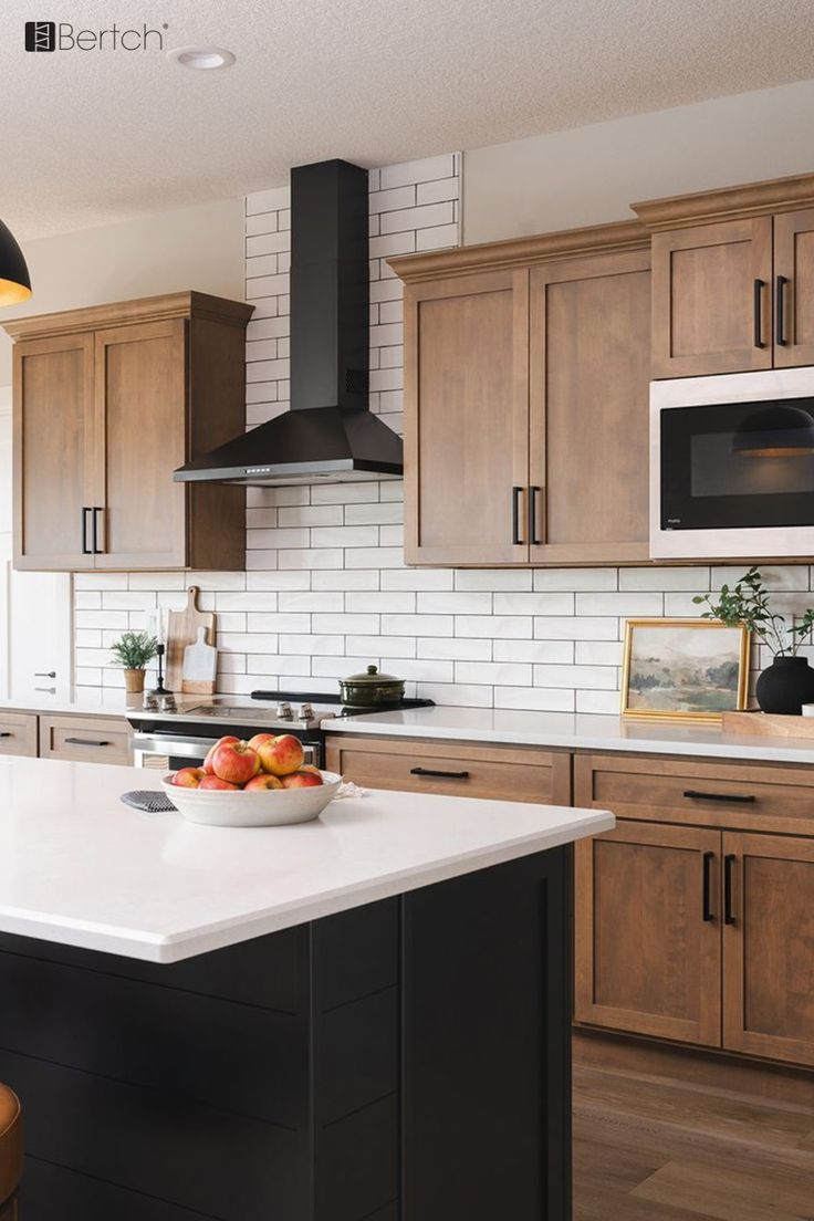 التشطيب باللون الأسود غير اللامع يتقشر بسهولة