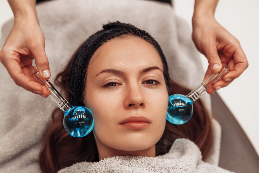 التعرض المتكرر والمنضبط للبرودة قد يدعم نشاط الخلايا الليفية المسؤولة عن إنتاج الكولاجين