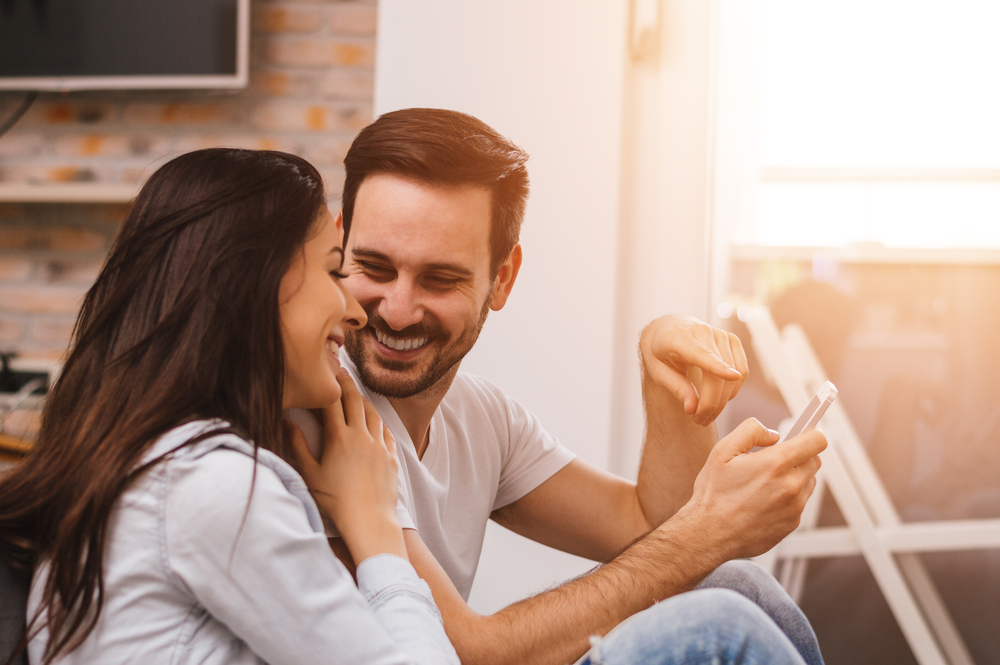 التواصل مع الشريك أمر أساسي للهروب من الضغوطات