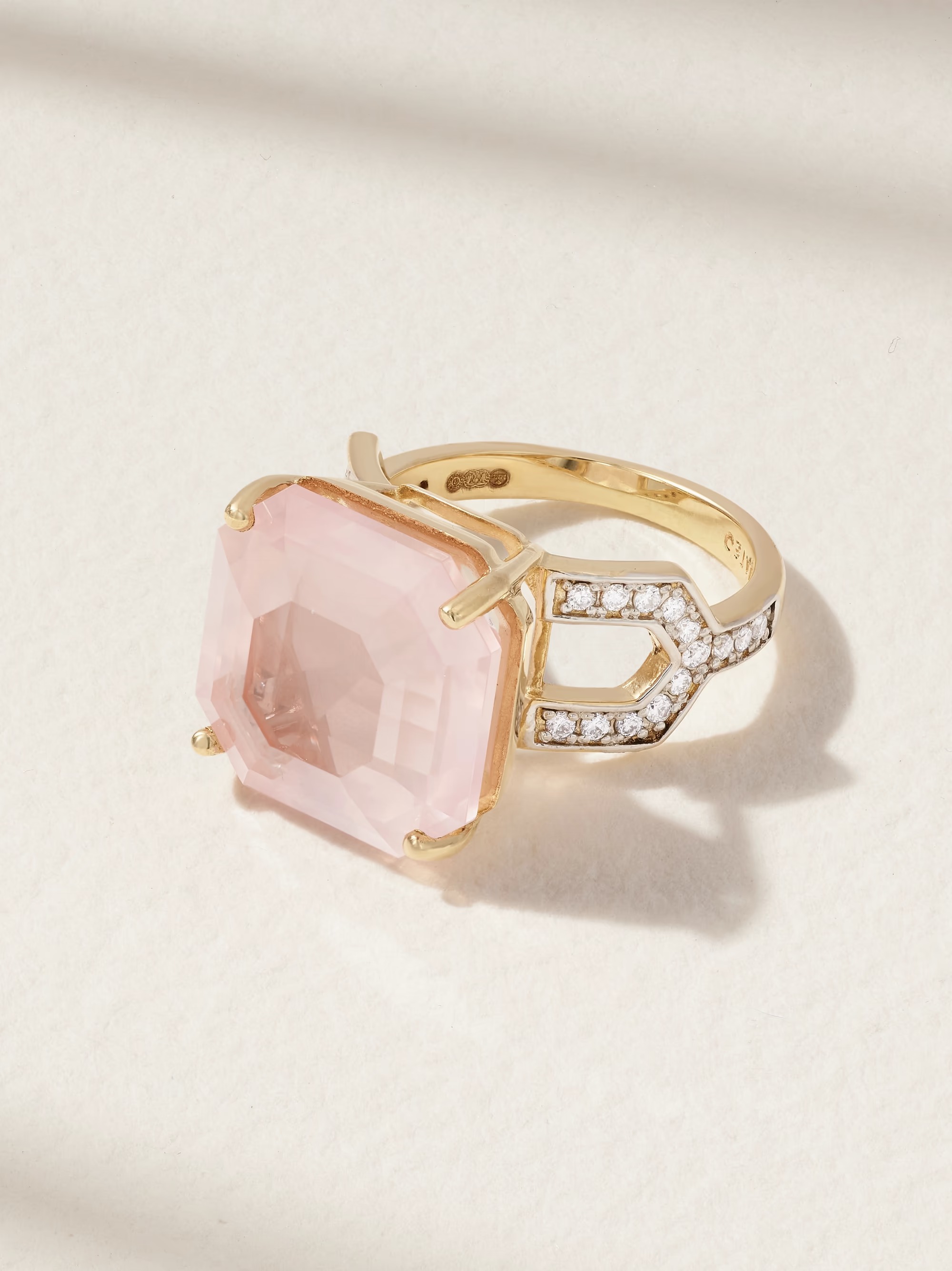 التوباز في تصميم فاخر من مجوهرات Mateo