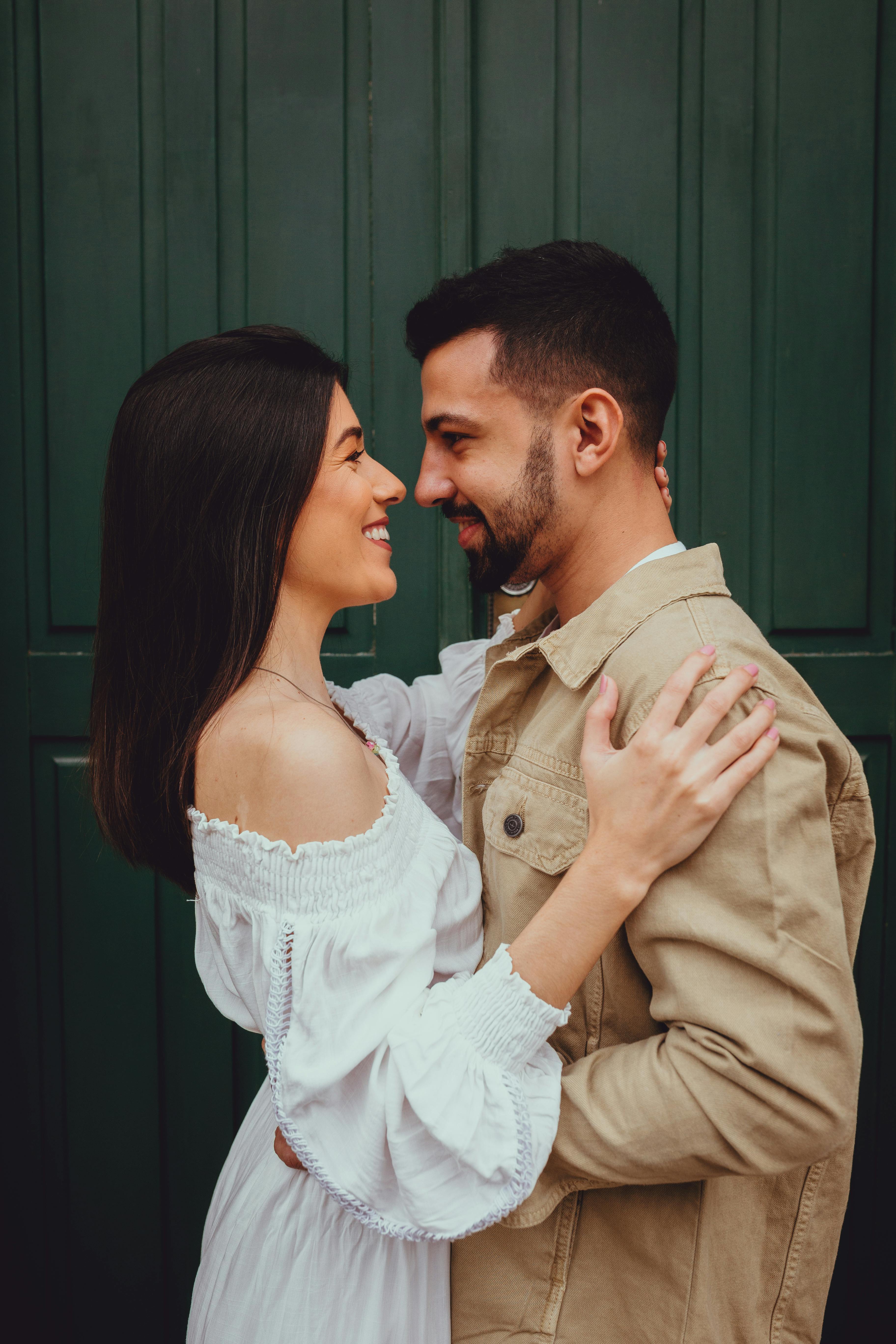 الحب المتوازن والصحي يوفر الأمان للجسم للعمل كما يجب