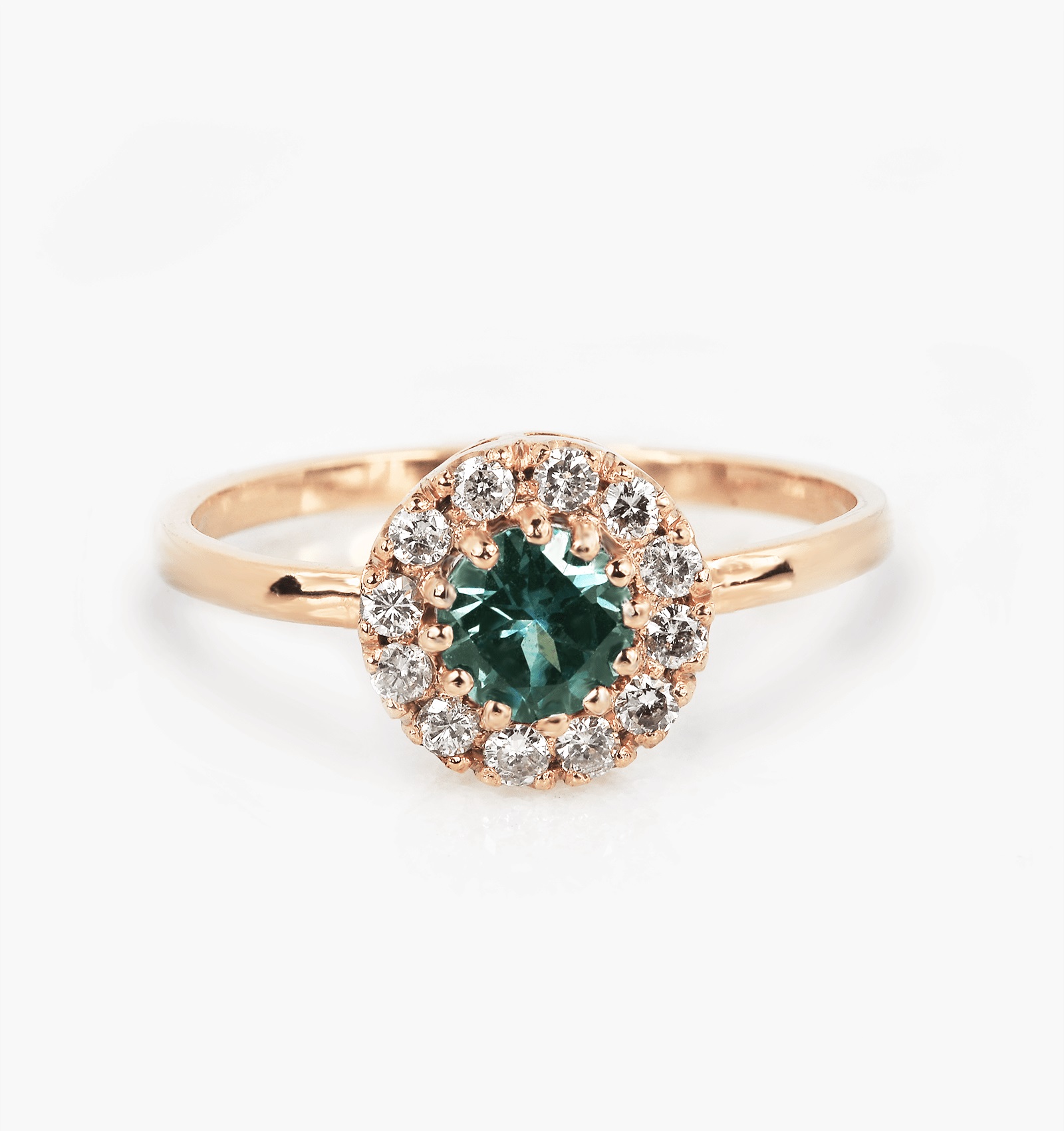 الخاتم من مجوهرات ديورا Diorah Jewellers