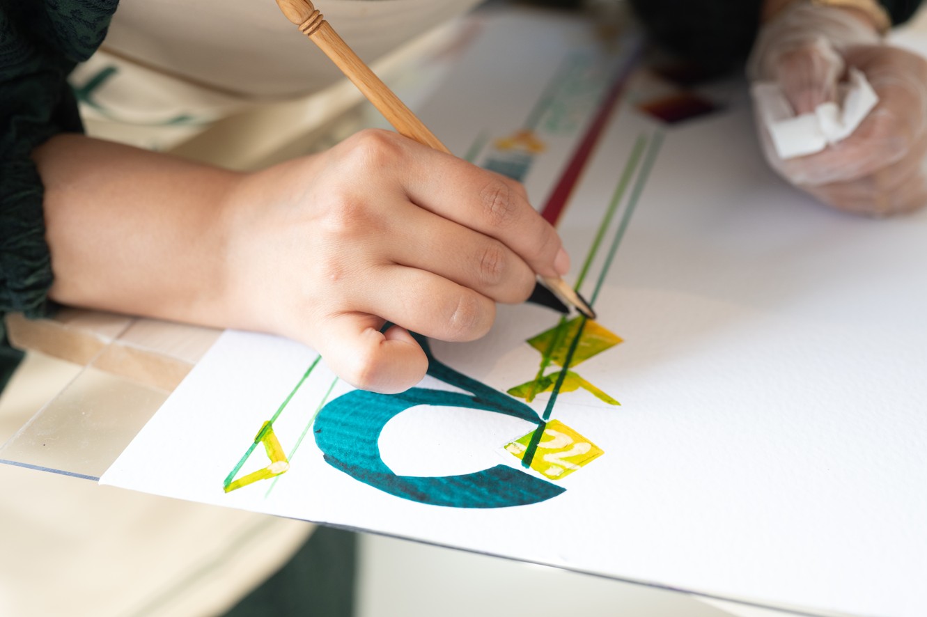 الخط العربي كما لم نره من قبل، بين الضوء والتجريب