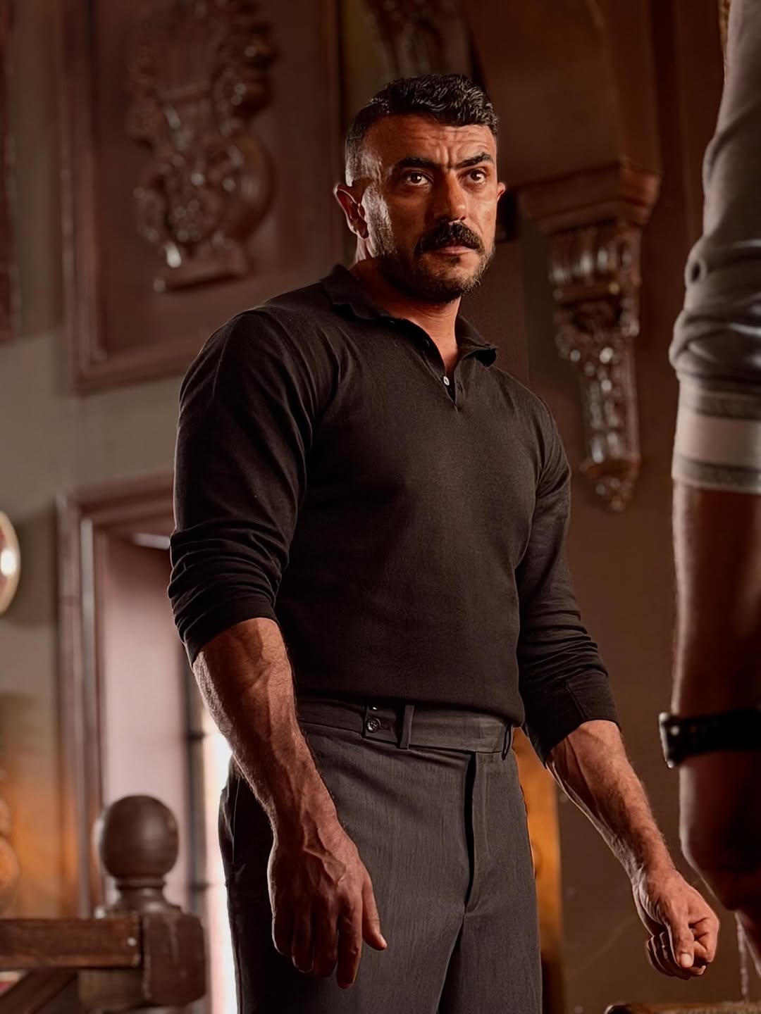 الدراما الشعبية تسيطر على اختيارات أحمد العوضي