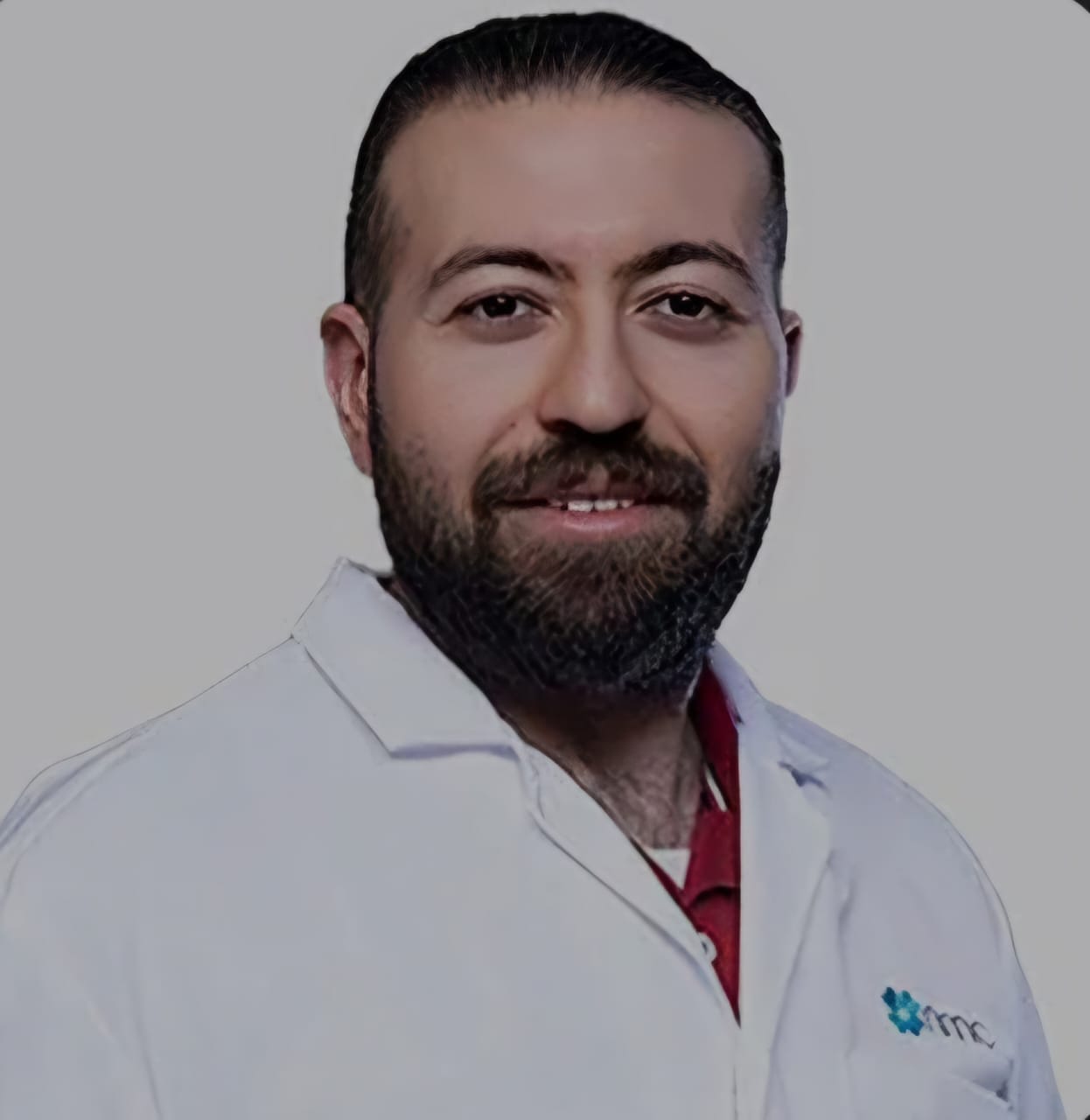 الدكتور محمد علو استشاري أمراض الدم السريرية والأورام الطبية من مستشفى