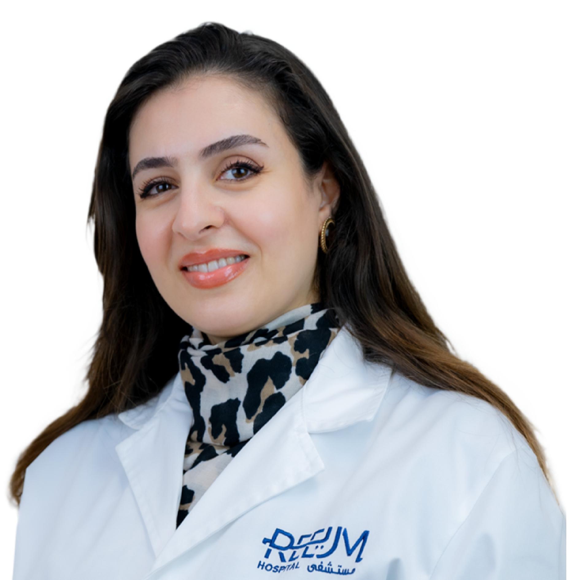 الدكتورة رنا الزعبي استشارية الأمراض الصدرية في مستشفى الريم أبوظبي 