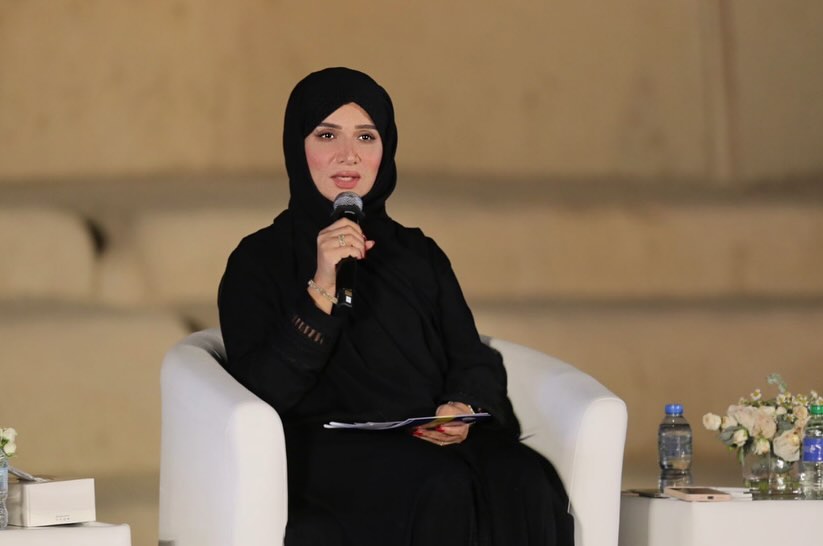 الدكتورة عائشة الشامسي - الصورة الرئيسية