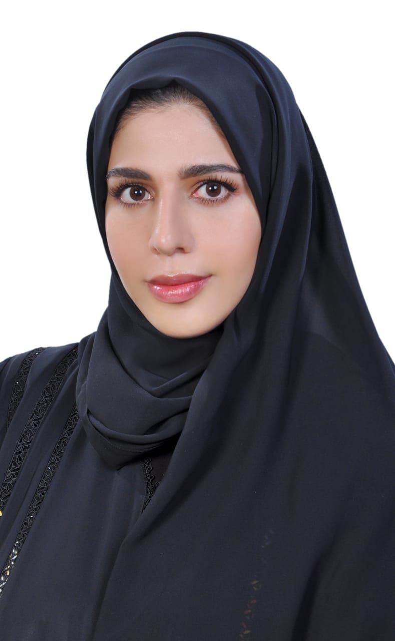 الدكتورة مريم الأحمد، استشاري أمراض الجهاز الهضمي في مدينة الشيخ شخبوط الطبية في أبوظبي.