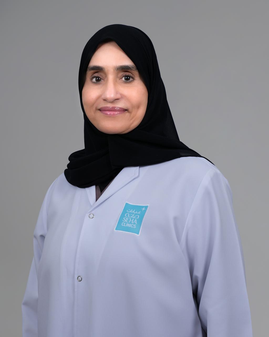 الدكتورة هدى رجب علي استشاري أمراض جلدية وتناسلية ورئيسة قسم الأمراض الجلدية في عيادات صحة