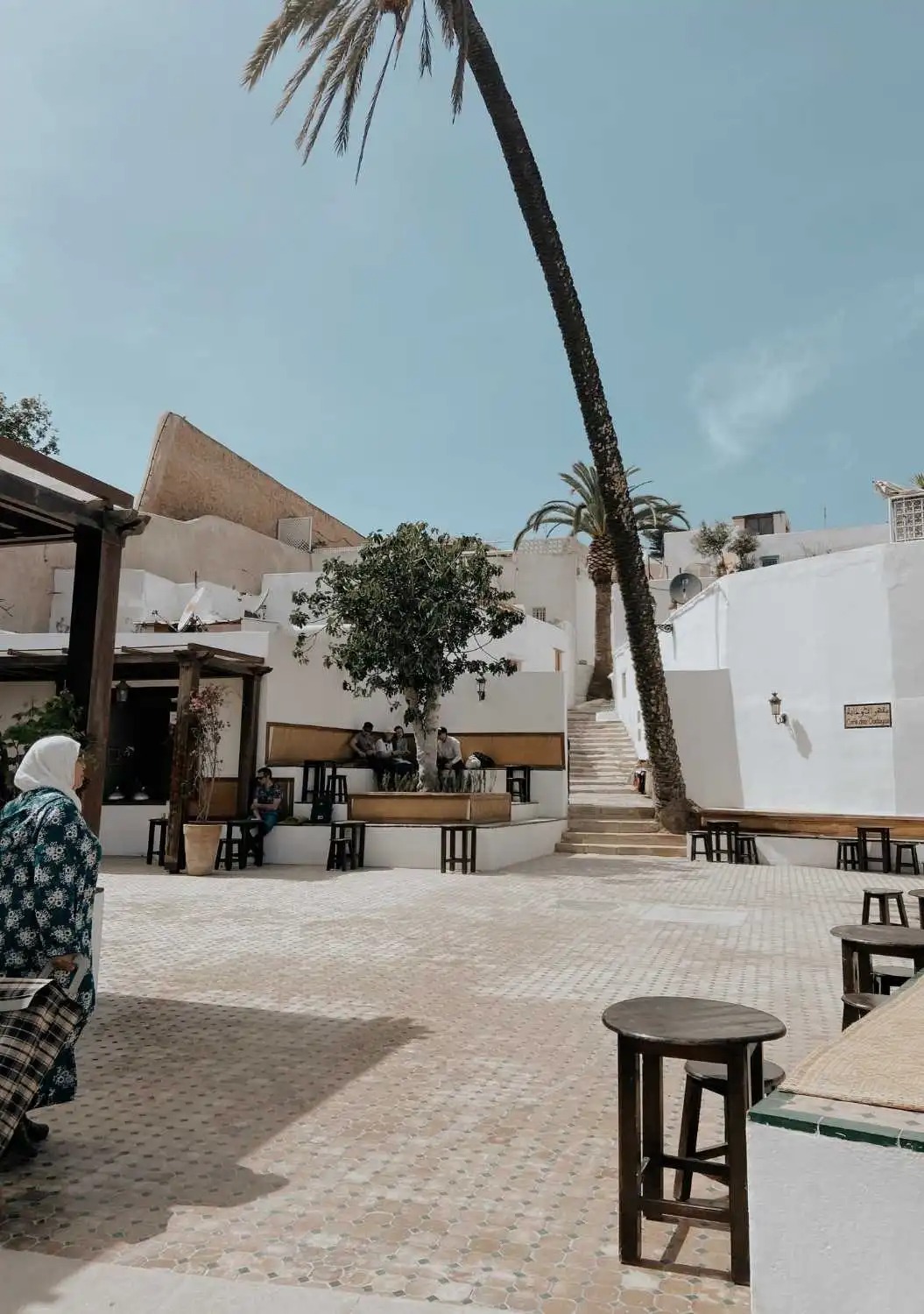 الذهاب في رحلة تسوق في منطقة البلدة القديمة