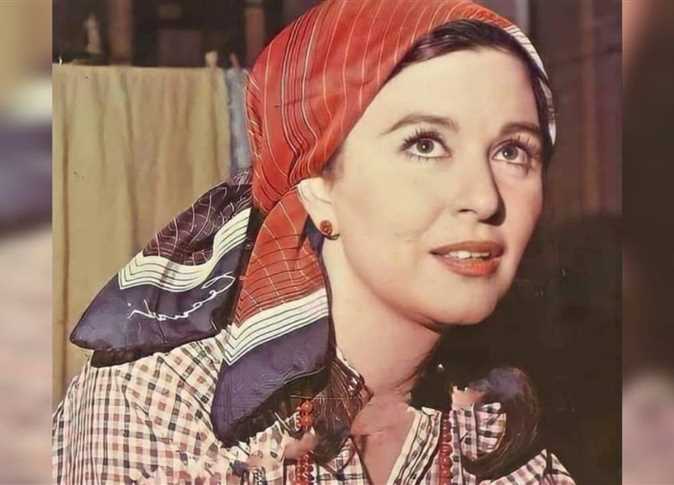 الراحلة سعاد حسني كانت تحب اظهار النمش على بشرتها