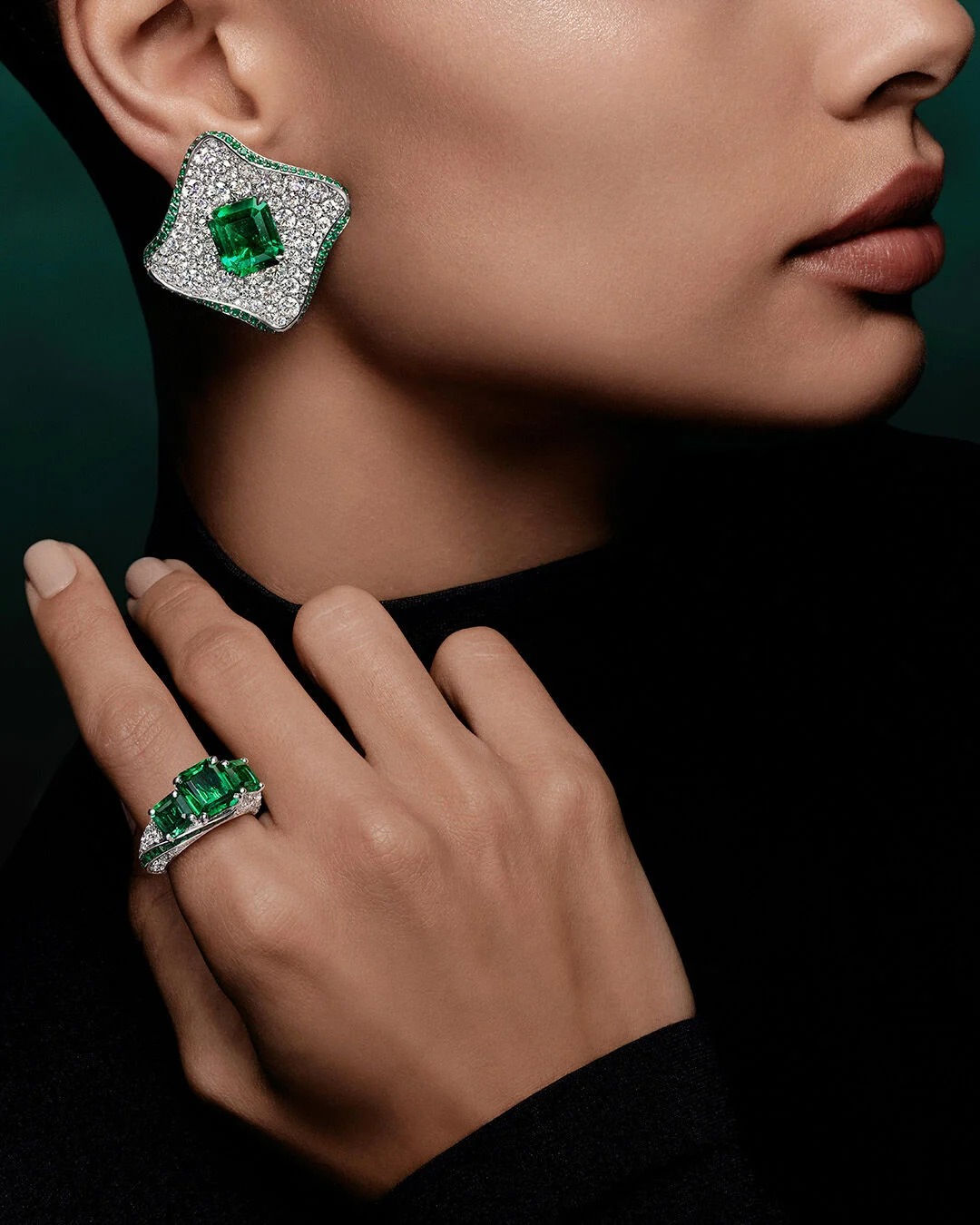 الزمرد متألق بالسحر في مجوهرات Graff