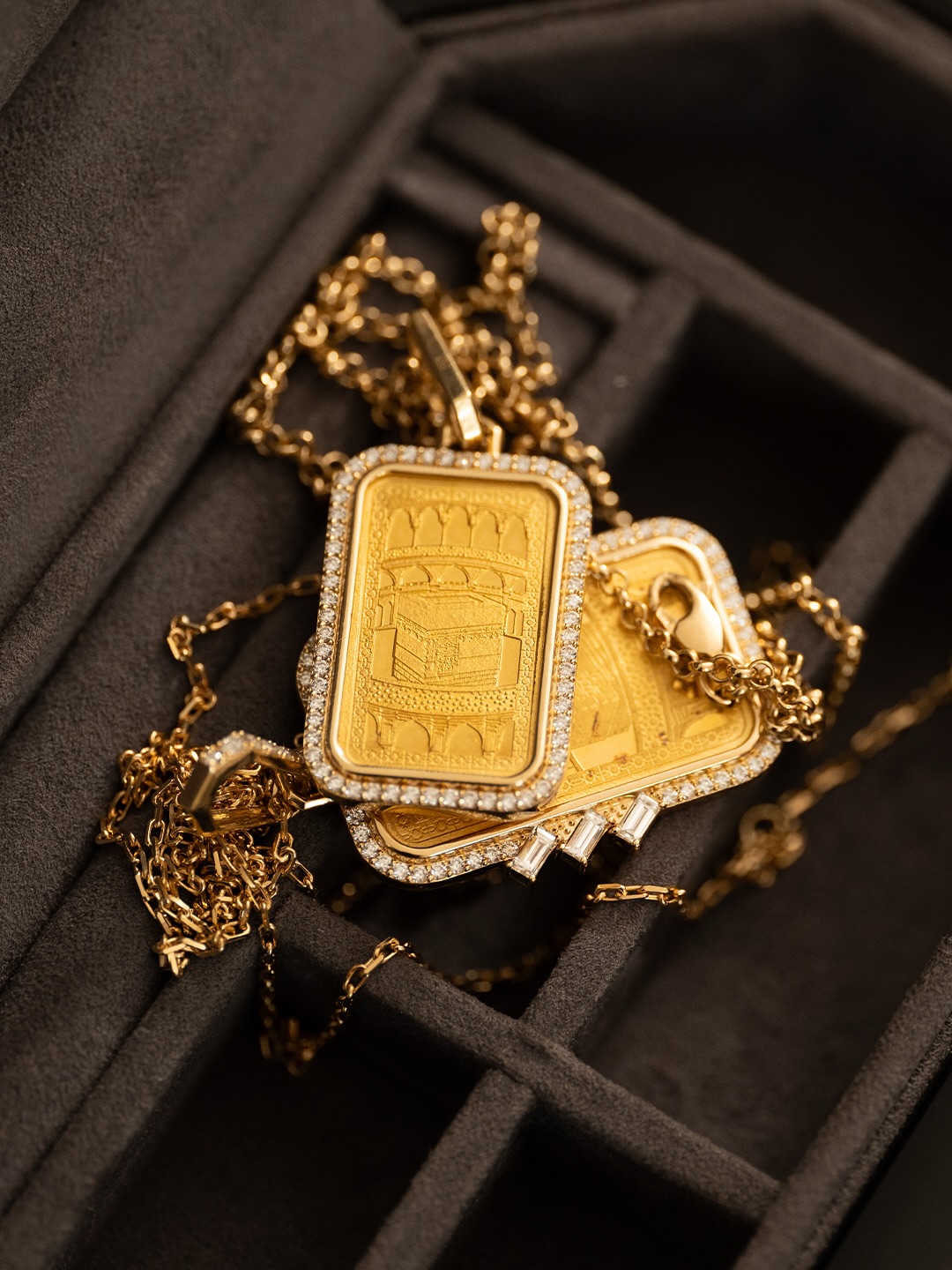 السبيكة بنقش الكعبة من Charmaleena Jewellery شارمالينا جوليري