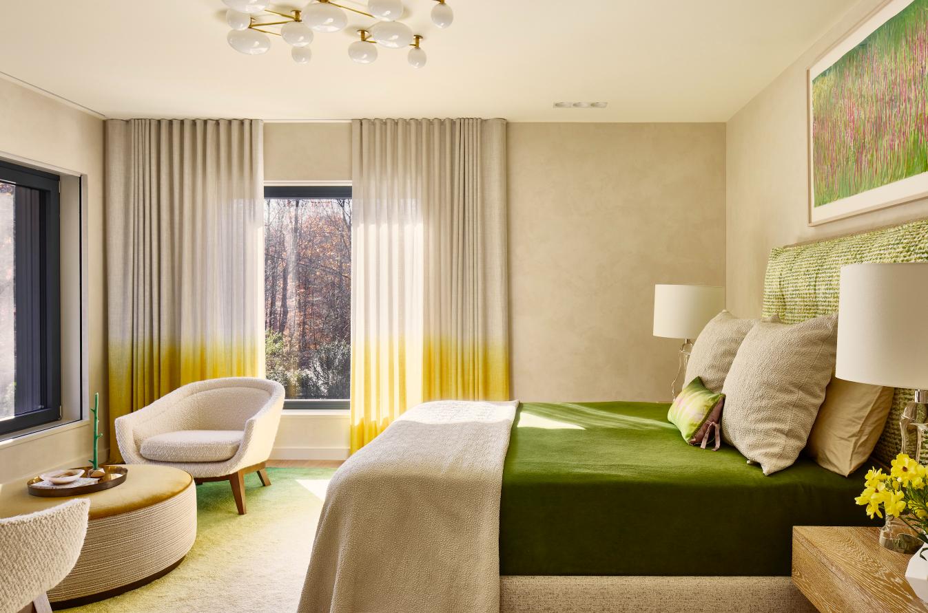 الستائر عنصر تصميمي رئيسي يكمّل هوية المساحات المنزلية