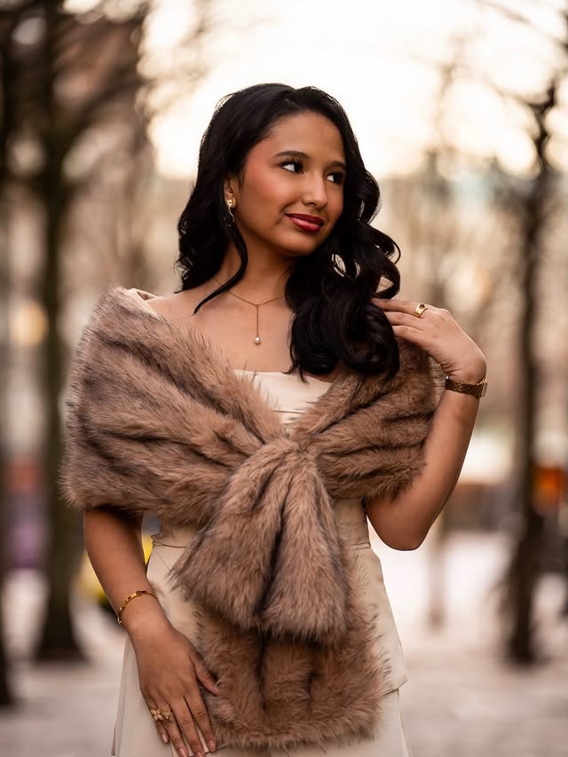 لمار أحمد فادن بإطلالة فخمة في مالمو