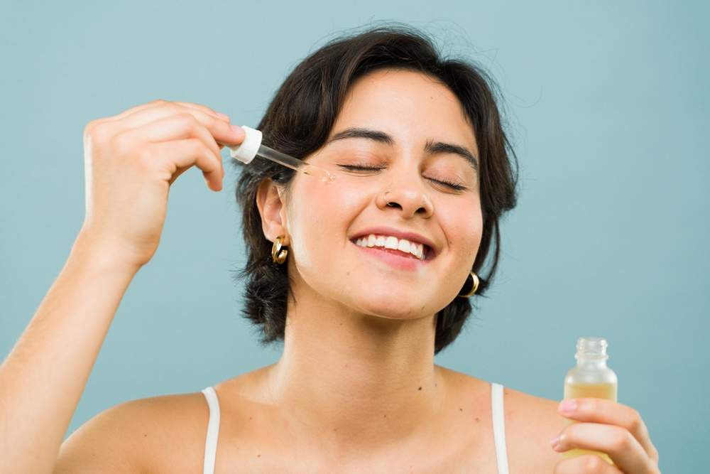 السيرومات اختيار فعال لعلاج البشرة