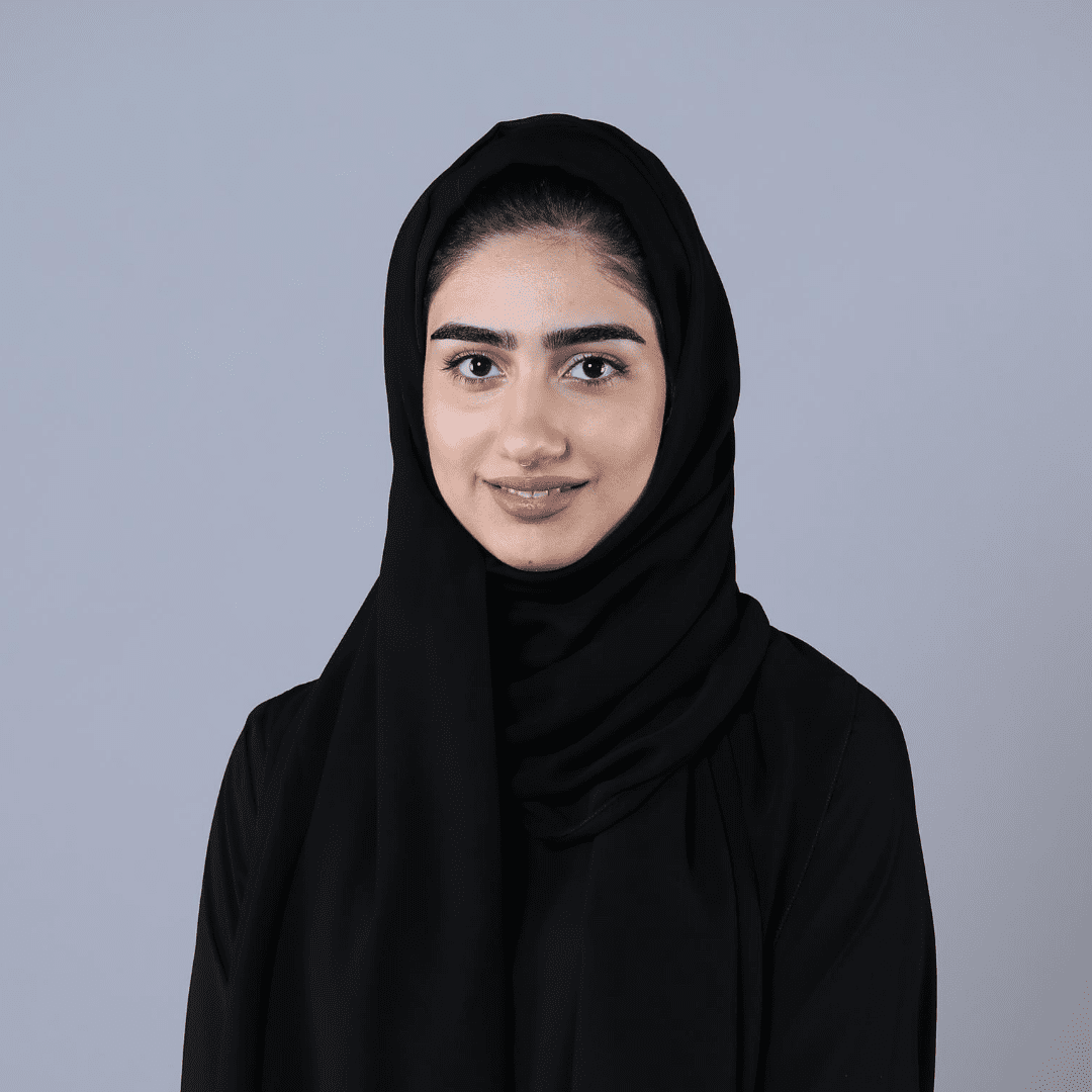 الشاعرة شما البستكي