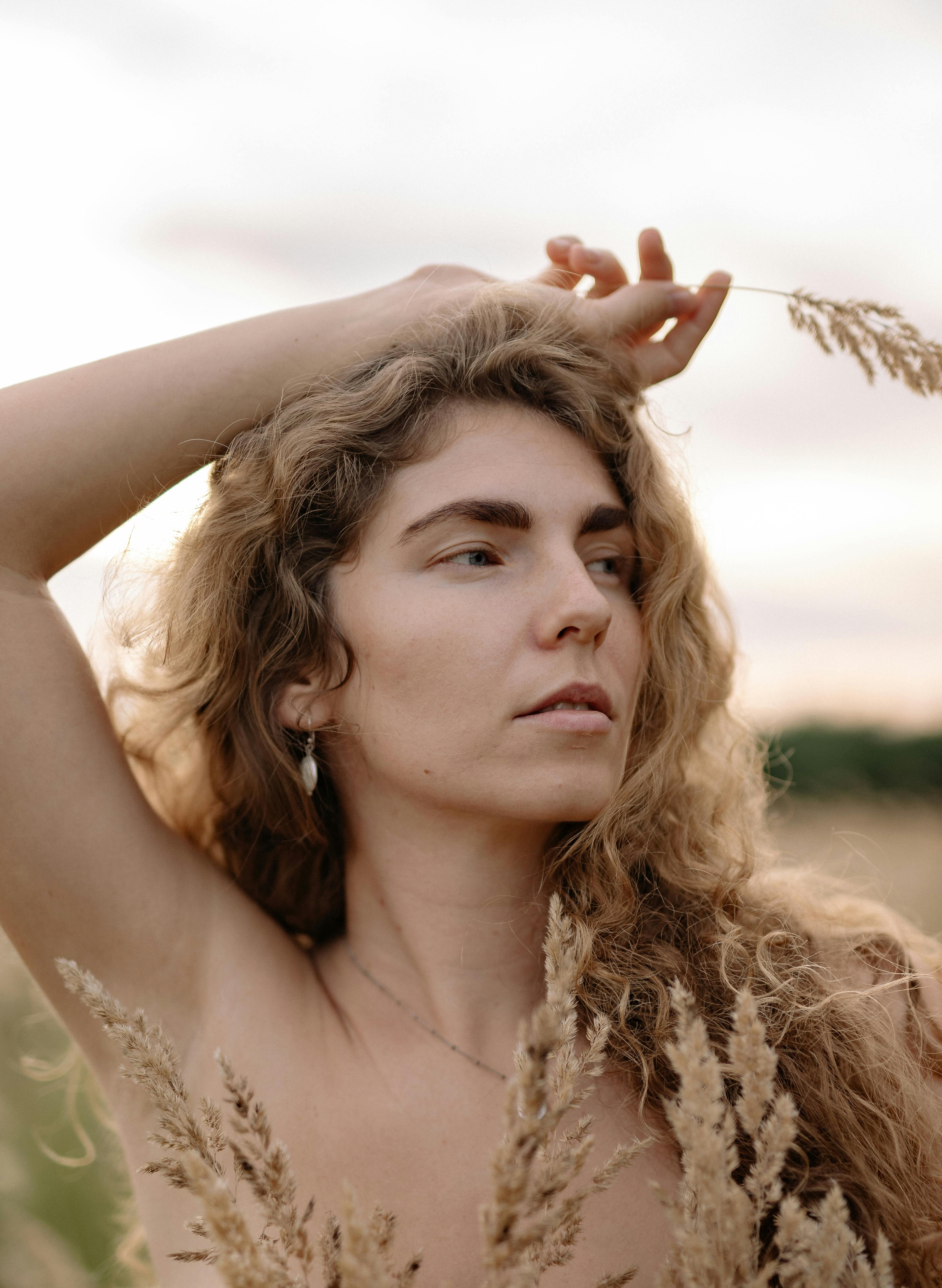 الشعر الجاف والتالف يمكنك ترميمه بحمامات الزيت الدافئ