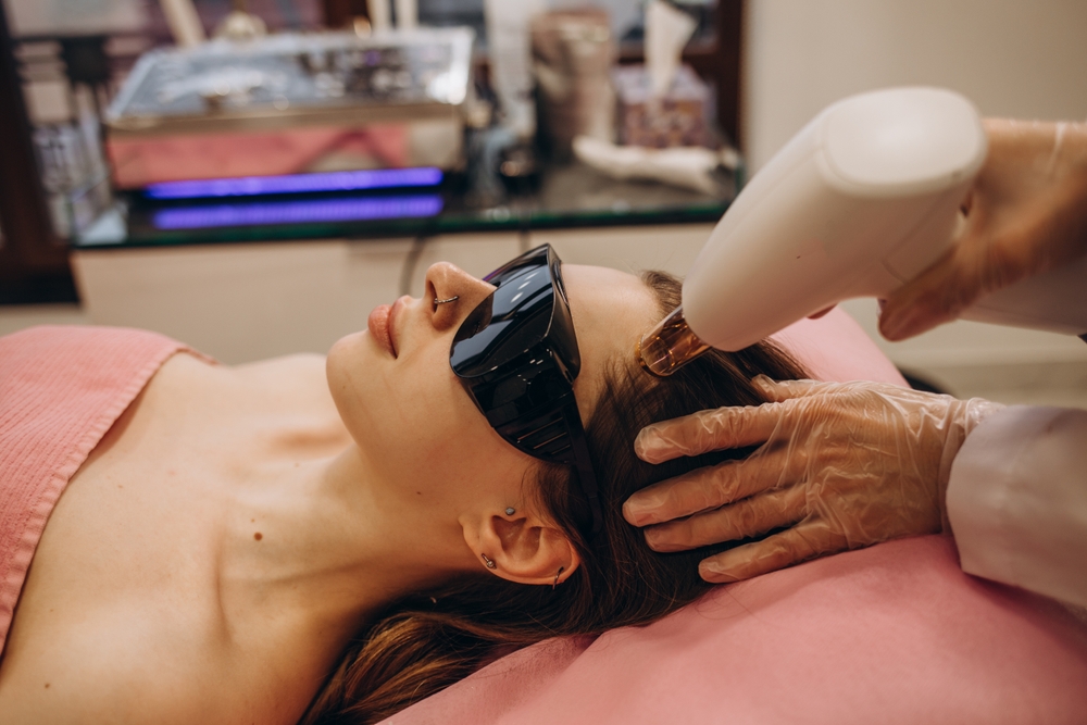 الشعر الصحي يعكس التوازن الداخلي والصحة العامة، وله دور كبير في تعزيز الثقة بالنفس