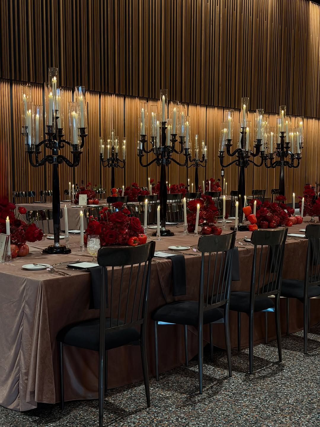 الشموع بطابع الفينتج - Couture Eventsالصورة من