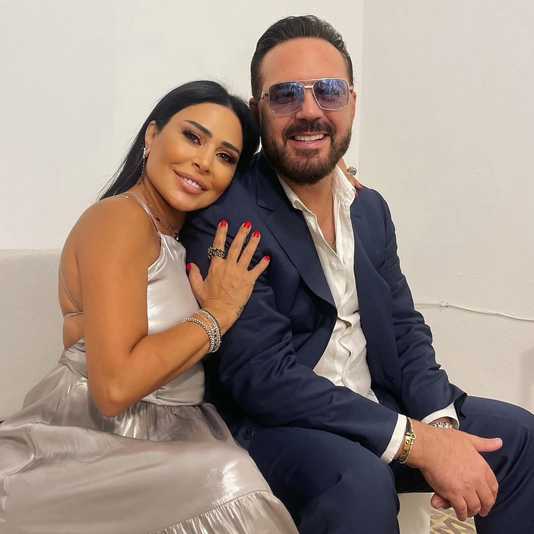 الصورة التي نشرها وائل جسار لمعايدة زوجته في عيد الحب