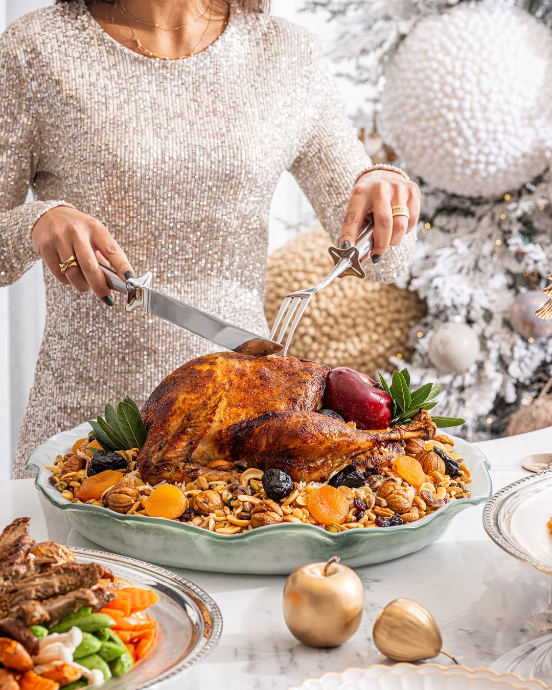 العشاء بأسلوب المشاركة العائلية- الصورة من Dalia Catering