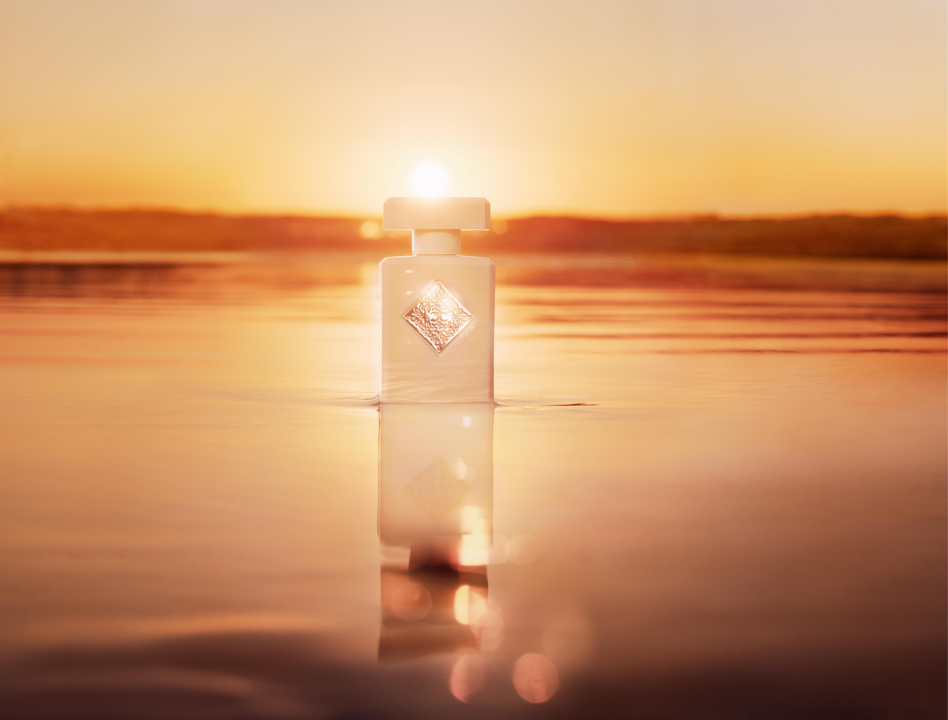 العطر المميزLIFT ME UP من العلامة الفرنسية الفاخرة INITIO Parfums Privés